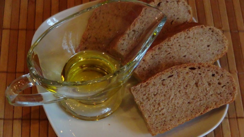 Домашний хлеб с кунжутной пастой (тахиной). Рецепт приготовления
